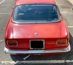 Bild 10/19 von Alfa Romeo Giulia 1300 GT Junior (1969)