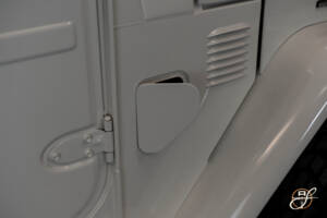 Image 18/21 de Toyota Land Cruiser FJ 40 (1981)