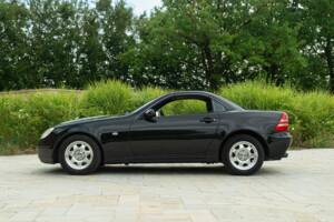 Obraz 6/50 pojazdu Mercedes-Benz SLK 200 (1998)