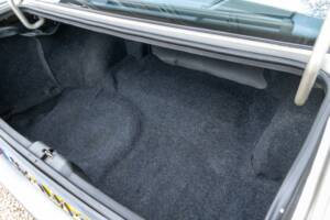 Afbeelding 38/50 van Alfa Romeo 75 2.0 Twin Spark (1988)