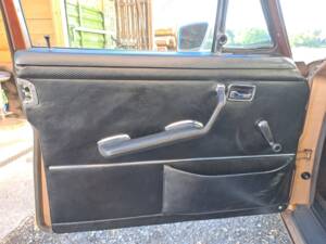 Image 34/73 of Mercedes-Benz 280 SE (1971)