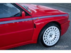 Immagine 18/27 di Lancia Delta HF Integrale (1991)