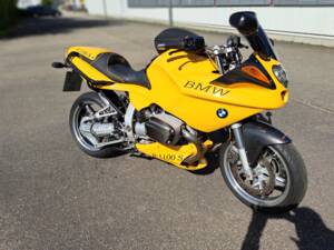 Imagen 8/9 de BMW R 1100 S (1999)