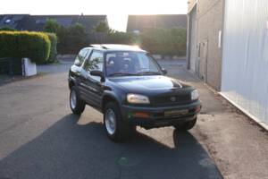 Image 41/55 de Toyota RAV4 (1995)