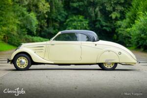 Image 8/47 of Peugeot 402 Eclipse (1935)