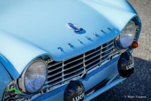 Image 24/43 of Triumph TR 4 (1962)