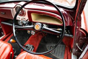 Image 37/43 of Morris Minor 1000 Traveller (1966)