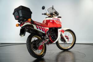 Imagen 5/11 de Yamaha DUMMY (1989)