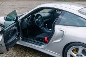 Imagen 12/25 de Porsche 911 GT2 Clubsport (2001)