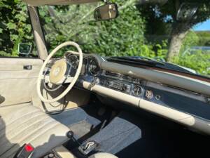 Image 37/38 de Mercedes-Benz 280 SL (1970)