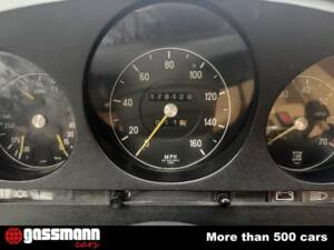 Image 11/15 of Mercedes-Benz 450 SLC (1972)