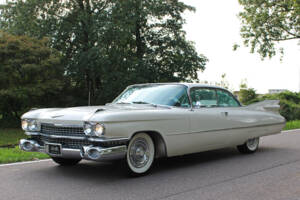 Afbeelding 16/22 van Cadillac Coupe DeVille (1959)