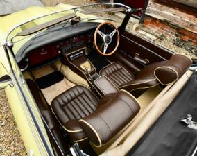 Immagine 50/50 di Jaguar Type E V12 (1973)