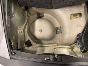 Image 112/132 of Porsche 911 Speedster 3.2 (1989)