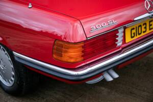 Image 30/32 de Mercedes-Benz 300 SL (1993)