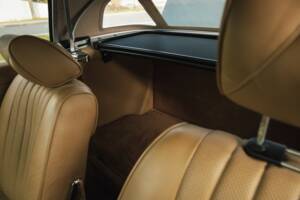 Image 7/28 of Mercedes-Benz 350 SL (1971)