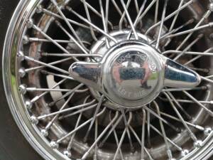 Image 24/58 of MG MGB (1968)