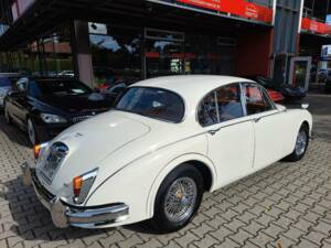 Bild 11/27 von Jaguar Mk II 2.4 (1967)