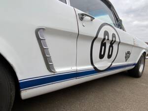 Bild 40/52 von Ford Mustang 289 (1965)