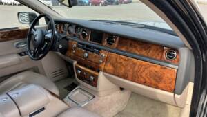 Image 17/44 of Rolls-Royce Phantom VII (2004)