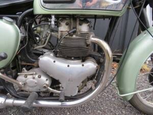 Image 3/45 de BSA A 7 Shooting Star (1960)