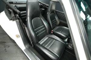 Image 19/30 of Porsche 911 Carrera 3.2 (1986)