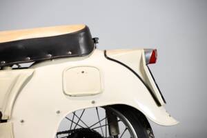 Image 30/50 of Moto Guzzi Galletto (1962)