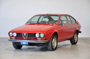 Bild 10/29 von Alfa Romeo Alfetta GT 1.6 (1978)