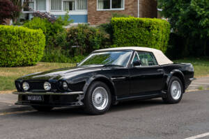 Afbeelding 6/32 van Aston Martin V8 Vantage Volante (1988)
