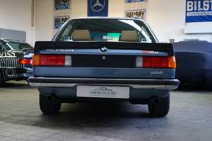 Image 13/56 of BMW 323i (1980)