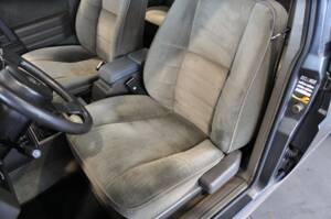 Bild 13/21 von Alfa Romeo 90 2.5 Quadrifoglio Oro (1985)
