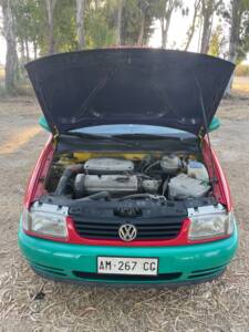 Afbeelding 11/39 van Volkswagen Polo III 1.6 Harlekin (1996)
