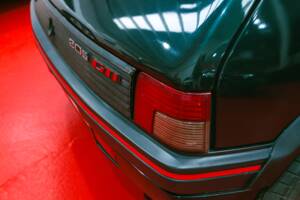 Image 15/33 of Peugeot 205 GTi 1.9 (1993)