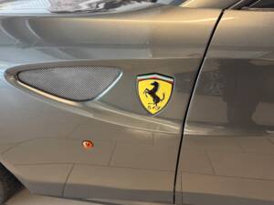 Image 2/18 of Ferrari FF (2012)