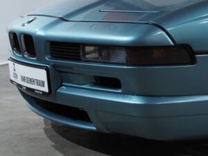 Image 8/59 of BMW 850Ci (1994)