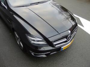 Image 9/97 of Mercedes-Benz CLS 63 AMG S 4MATIC (2013)