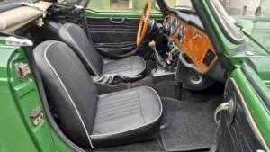 Image 31/66 of Triumph TR 4A IRS (1966)