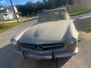 Image 11/38 de Mercedes-Benz 280 SL (1970)