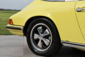 Image 20/50 of Porsche 911 2.2 T (1971)