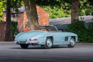 Image 24/50 of Mercedes-Benz 300 SL Roadster (1957)