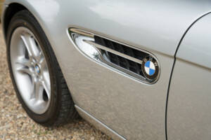 Image 18/50 of BMW Z8 (2000)