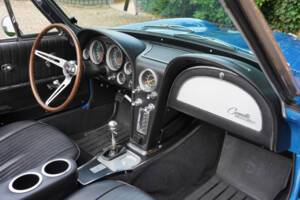 Imagen 34/50 de Chevrolet Corvette Sting Ray Convertible (1964)