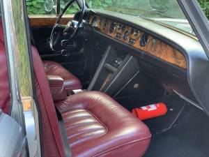Immagine 6/17 di Rolls-Royce Silver Shadow I (1969)