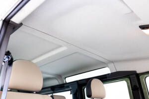 Image 23/36 of Land Rover Defender (2016)