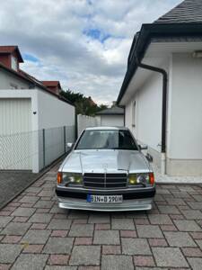 Immagine 41/49 di Mercedes-Benz 190 E (1990)