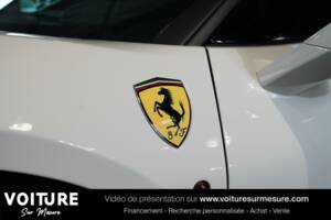 Image 41/50 of Ferrari 488 GTB (2015)