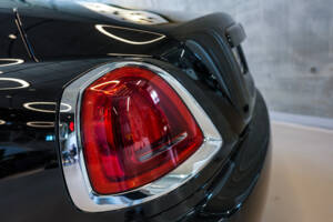 Bild 13/37 von Rolls-Royce Wraith (2017)