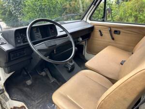 Bild 48/51 von Volkswagen T3 Pritsche D 1.7 (1988)