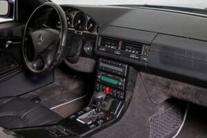 Image 27/36 de Mercedes-Benz SL 320 "Final Edition" (2000)