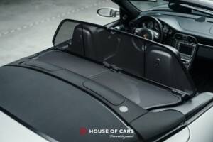 Immagine 14/24 di Porsche 911 Carrera S (2006)